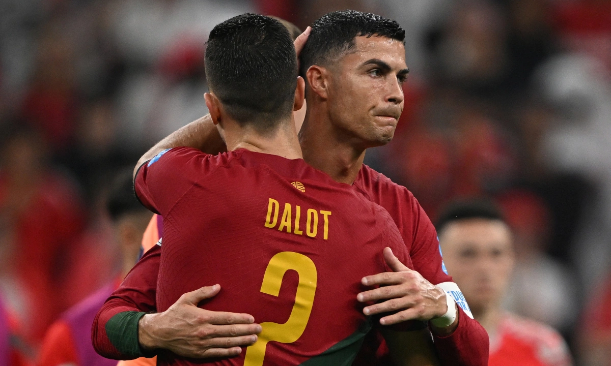 Diogo Dalot tiết lộ Ronaldo vẫn ‘run rẩy’ trước những trận cầu lớn - hình ảnh - abc8tiger.vip Diogo Dalot tiết lộ Ronaldo vẫn ‘run rẩy’ trước những trận cầu lớn - hình ảnh - abc8tiger.vip