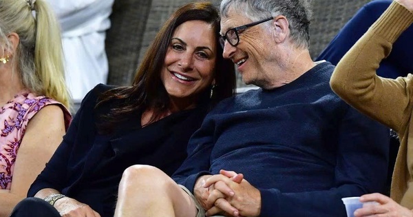 ABC8 uy tín đồng hành cùng tin tức giải trí nóng: Bạn gái mới của Bill Gates lên tiếng? - hình ảnh - abc8tiger.vip