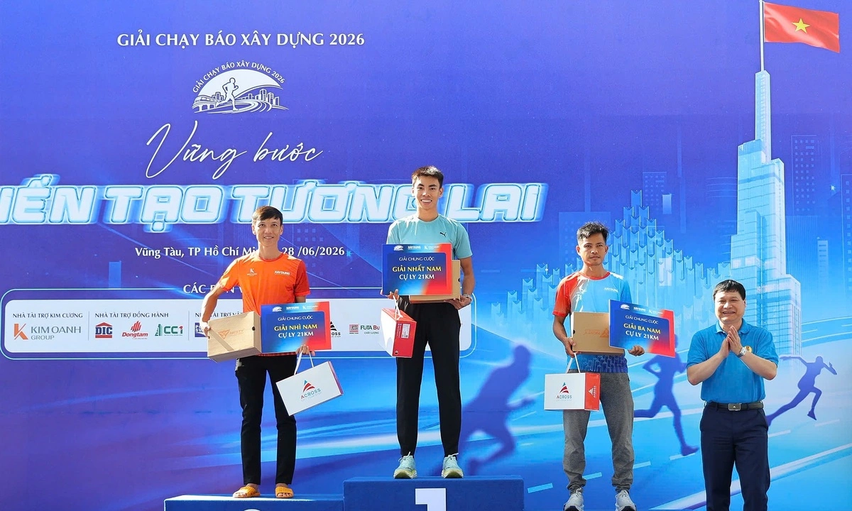 ABC8 eSports chúc mừng Anh Khôi và Lê Thị Hà vô địch giải chạy Báo Xây dựng 2026 - hình ảnh - abc8tiger.vip