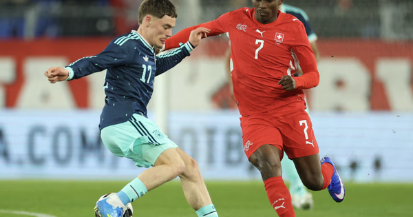 Ngôi sao Thụy Sĩ thoát hiểm phút chót: Embolo kịp dự World Cup 2026 sau trục trặc visa - hình ảnh - abc8tiger.vip Ngôi sao Thụy Sĩ thoát hiểm phút chót: Embolo kịp dự World Cup 2026 sau trục trặc visa - hình ảnh - abc8tiger.vip