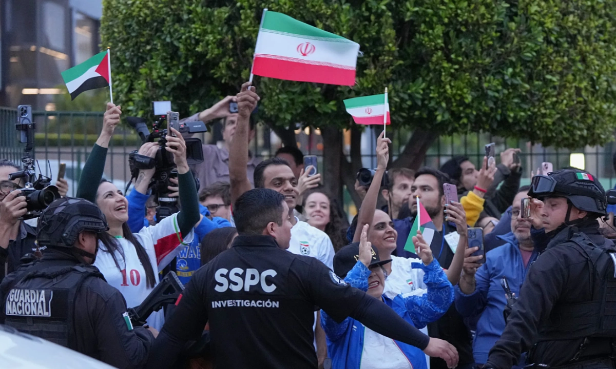 FIFA thu hồi suất mua vé World Cup của CĐV Iran: Tác động đến người hâm mộ và cộng đồng cá cược - hình ảnh - abc8tiger.vip