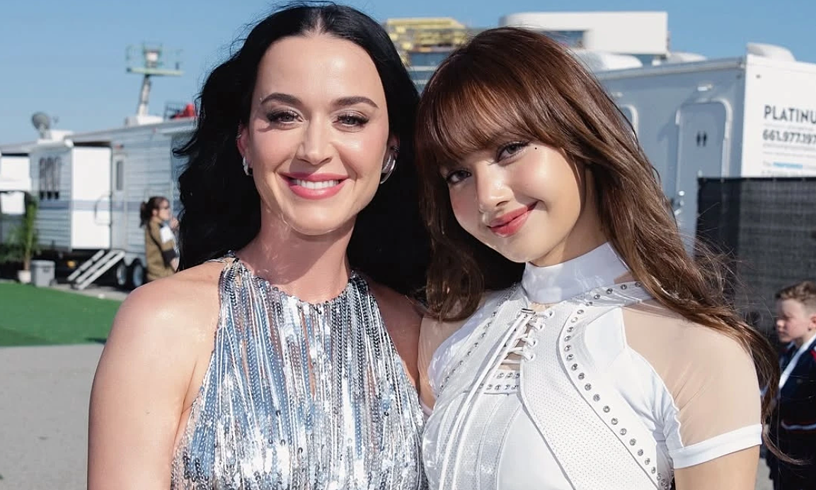 Katy Perry và Lisa hội ngộ rực rỡ sau màn trình diễn khai mạc World Cup 2026 - hình ảnh - abc8tiger.vip