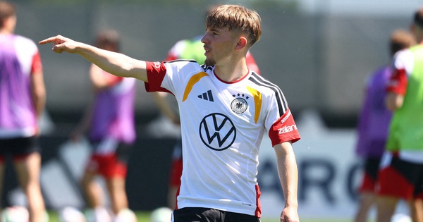 ‘Viên ngọc mới’ của đội tuyển Đức nhập viện khẩn, HLV Nagelsmann gọi người thay thế gấp - hình ảnh - abc8tiger.vip ‘Viên ngọc mới’ của đội tuyển Đức nhập viện khẩn, HLV Nagelsmann gọi người thay thế gấp - hình ảnh - abc8tiger.vip