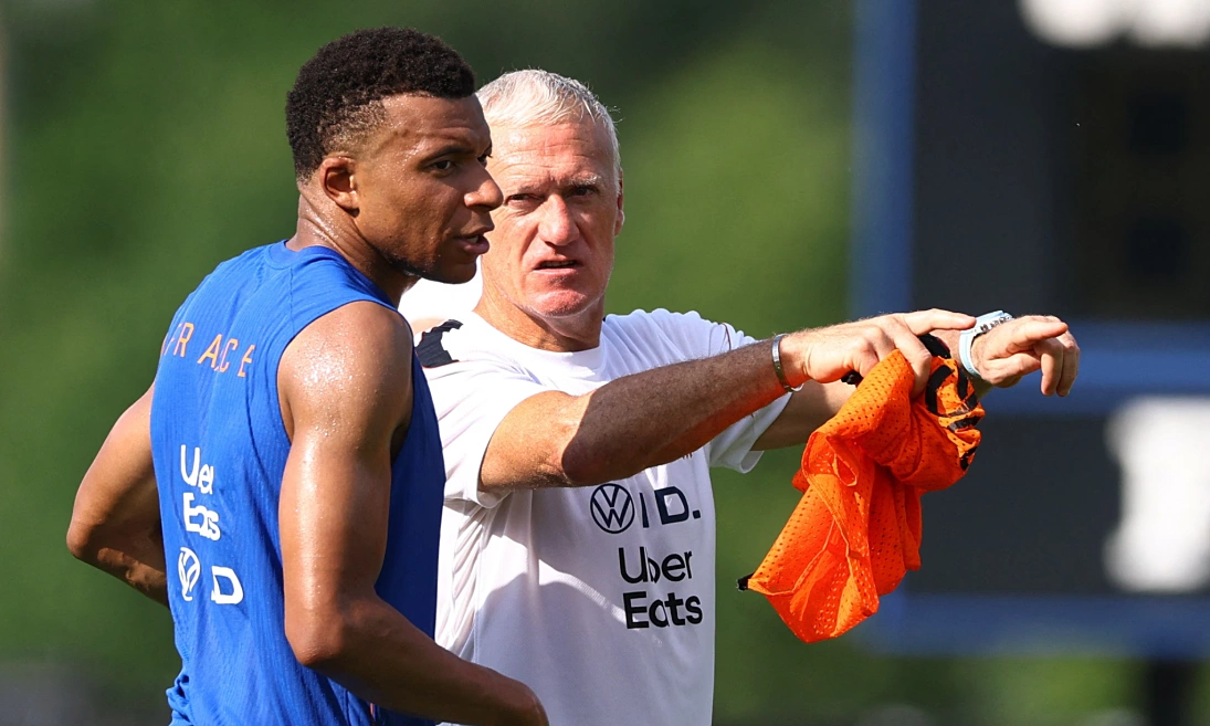 Deschamps: ‘Sự nổi tiếng không làm Mbappe thay đổi’: góc nhìn mới cho người chơi Việt - hình ảnh - abc8tiger.vip