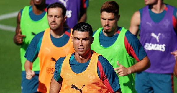 Ronaldo bật chế độ chinh phục cúp vàng - hình ảnh - abc8tiger.vip