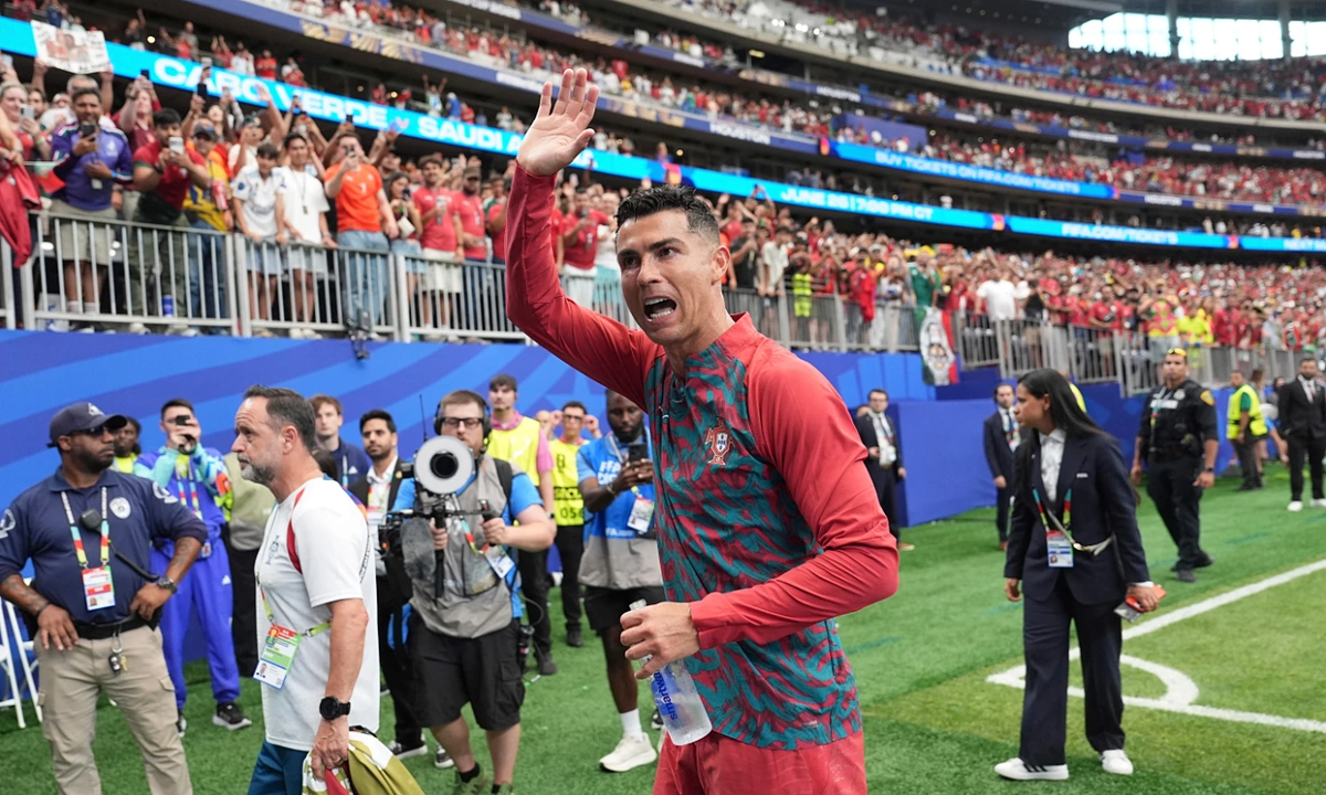 Ronaldo Mong Đối Đầu Messi Ở Chung Kết World Cup 2026 - hình ảnh - abc8tiger.vip