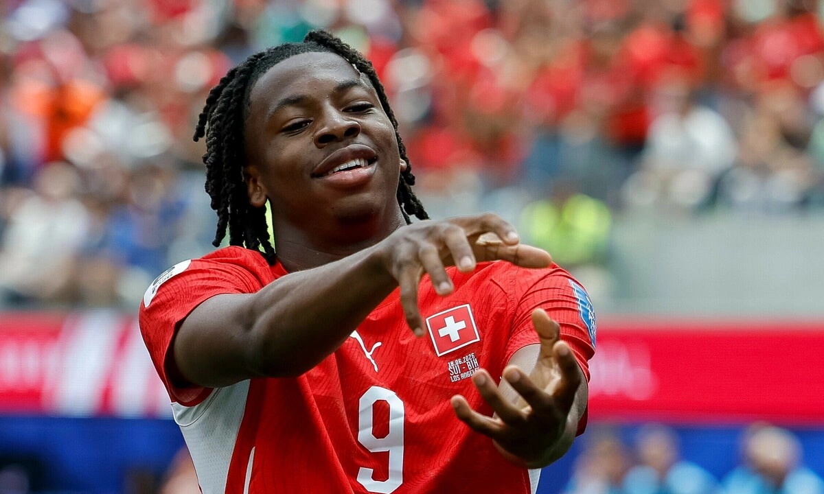 Tiền vệ 20 tuổi Johan Manzambi lập kỷ lục World Cup trong chiến thắng của Thụy Sĩ - hình ảnh - abc8tiger.vip