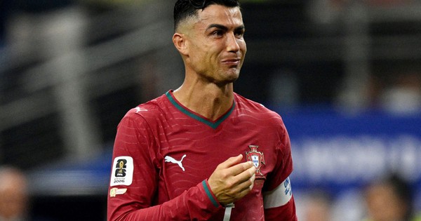 Ronaldo bất ngờ có động thái gây tranh cãi sau khi bị loại khỏi World Cup: góc nhìn mới cho người chơi Việt - hình ảnh - abc8tiger.vip