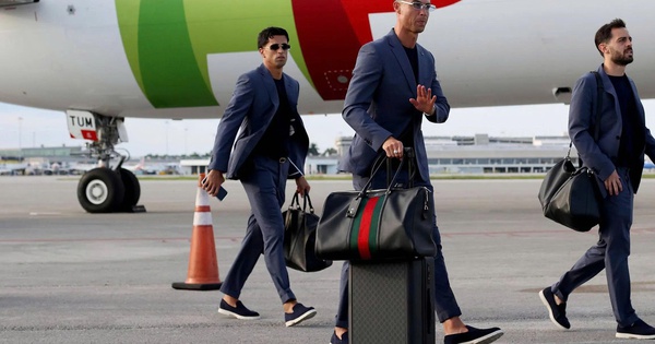Cristiano Ronaldo bị chấm 0 điểm thời trang tại World Cup 2026: Điều gì khiến huyền thoại bóng đá ‘mất điểm’? - hình ảnh - abc8tiger.vip
